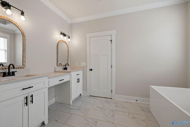 5107 Spring Creek Drive, Guntersville, AL 35976