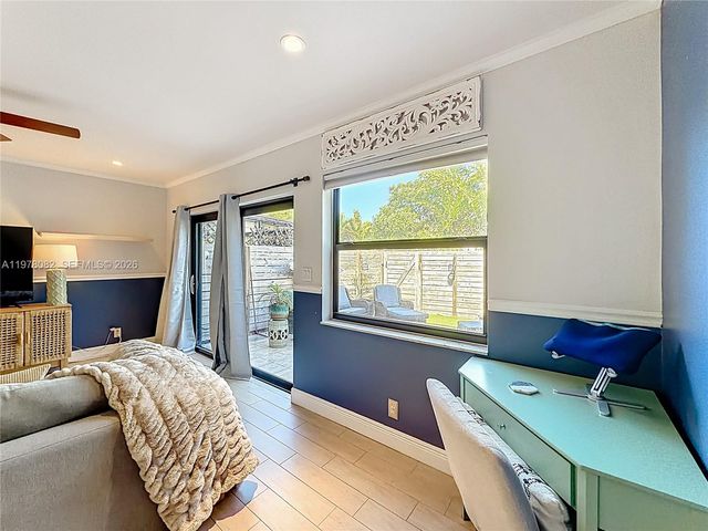 2128 NE 9th Ave, Wilton Manors, FL 33305