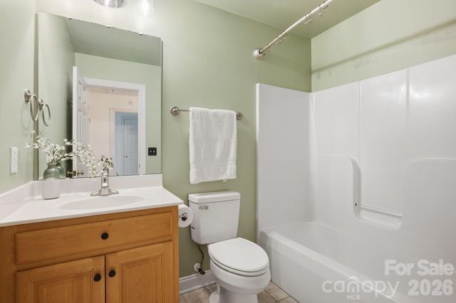 5608 Burck Drive NW, Concord, NC 28027