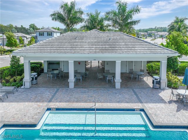 2048 Yellowfin CIR, Naples, FL 34114