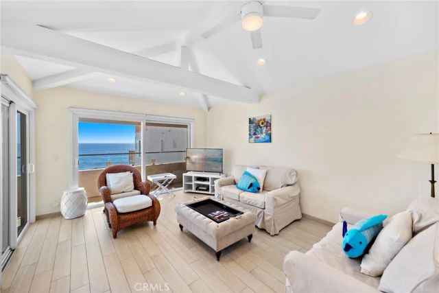 1059 Gaviota Drive, Laguna Beach, CA 92651