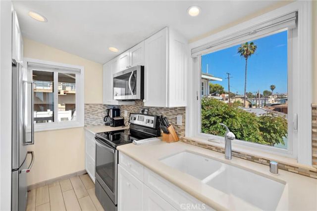 1059 Gaviota Drive, Laguna Beach, CA 92651