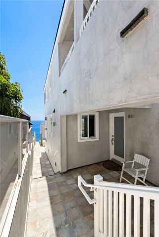 1059 Gaviota Drive, Laguna Beach, CA 92651