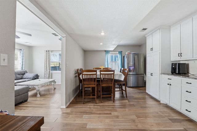 500 W Rucker Street, Granbury, TX 76048