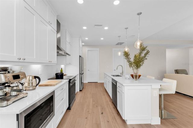 8086 CLYDE CIRCLE, Port Charlotte, FL 33981