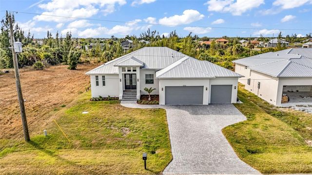 8086 CLYDE CIRCLE, Port Charlotte, FL 33981