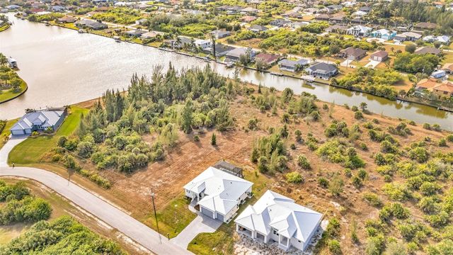 8086 CLYDE CIRCLE, Port Charlotte, FL 33981