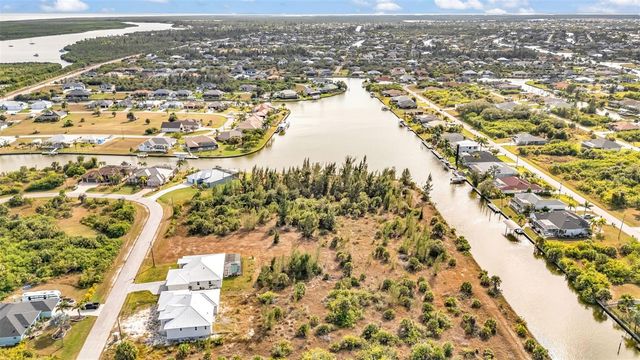 8086 CLYDE CIRCLE, Port Charlotte, FL 33981