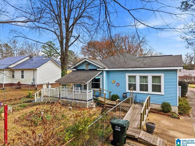 1002 10TH AVENUE, Jasper, AL 35501