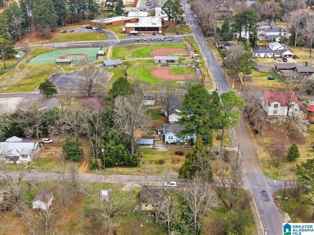 1002 10TH AVENUE, Jasper, AL 35501