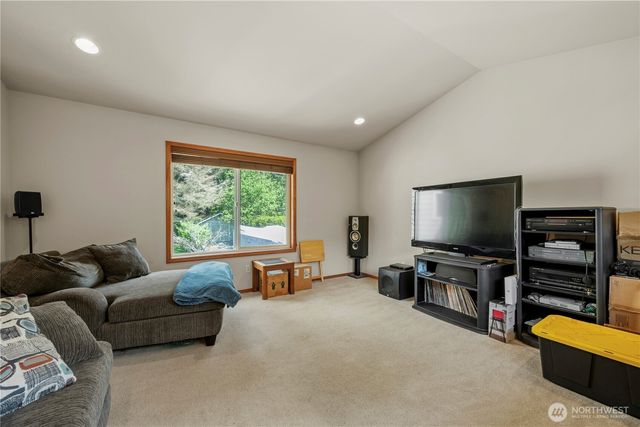 13609 3rd Street SE, Snohomish, WA 98290