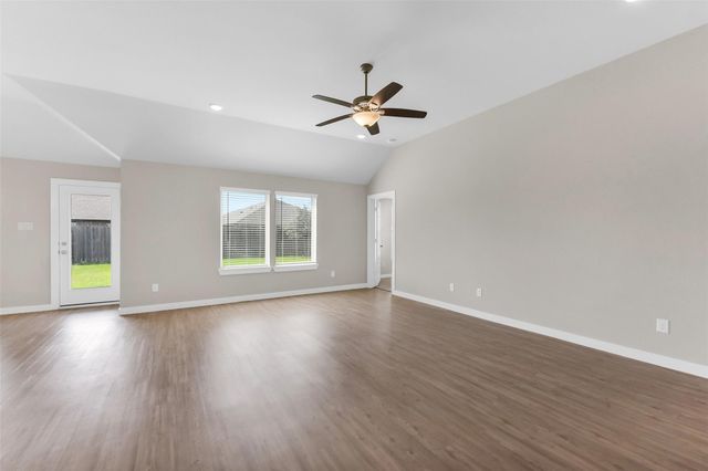 7607 Tramontana Lane, Baytown, TX 77523