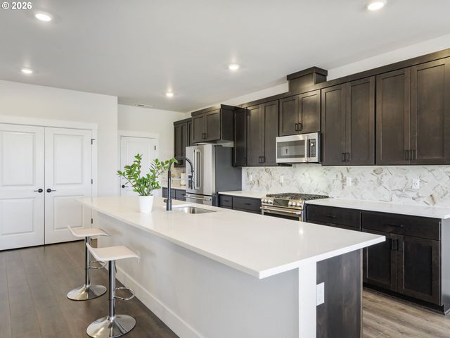 14618 Sw 169TH Ave, Tigard, OR 97224