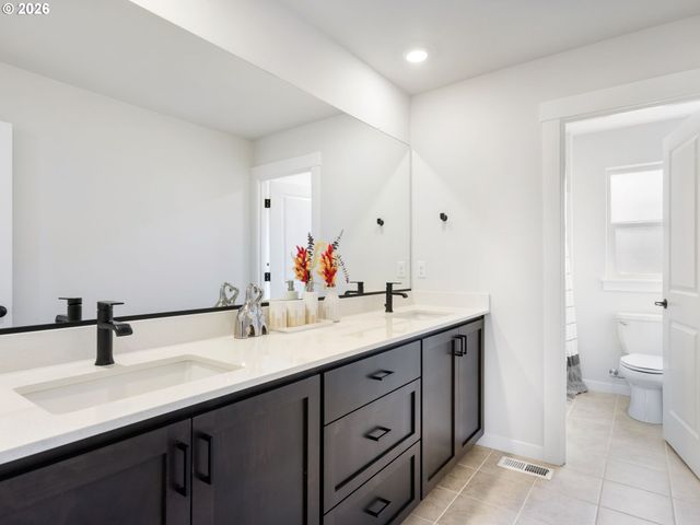 14618 Sw 169TH Ave, Tigard, OR 97224