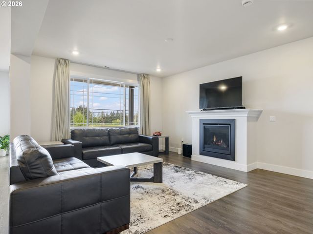 14618 Sw 169TH Ave, Tigard, OR 97224