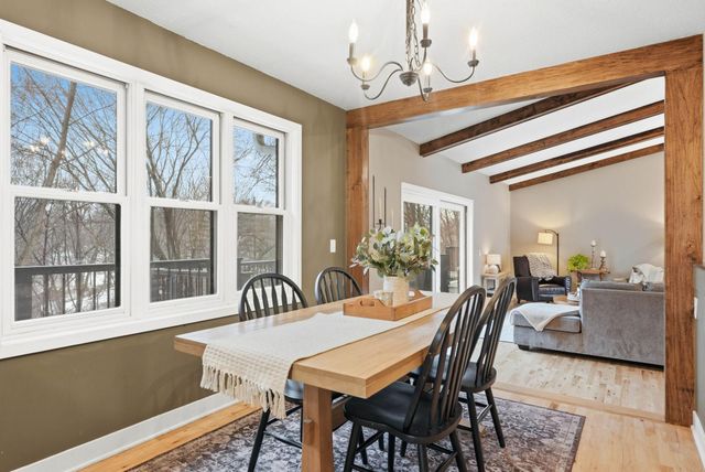 913 York Avenue NW, Elk River, MN 55330