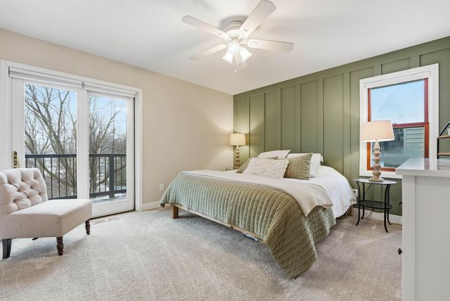 913 York Avenue NW, Elk River, MN 55330