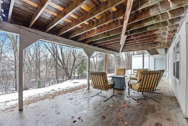 913 York Avenue NW, Elk River, MN 55330