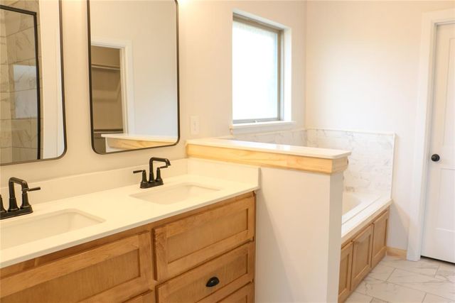 630 Trails End Drive, Shawnee, OK 74804