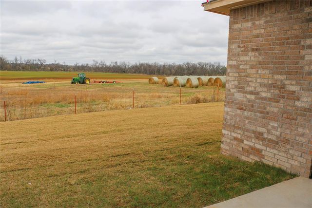 630 Trails End Drive, Shawnee, OK 74804