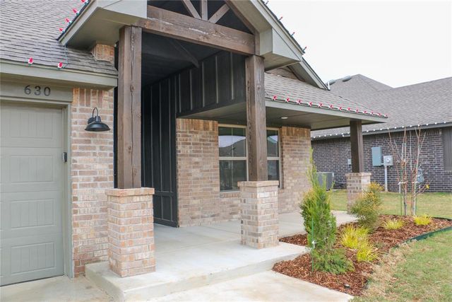 630 Trails End Drive, Shawnee, OK 74804