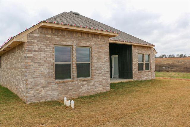 630 Trails End Drive, Shawnee, OK 74804