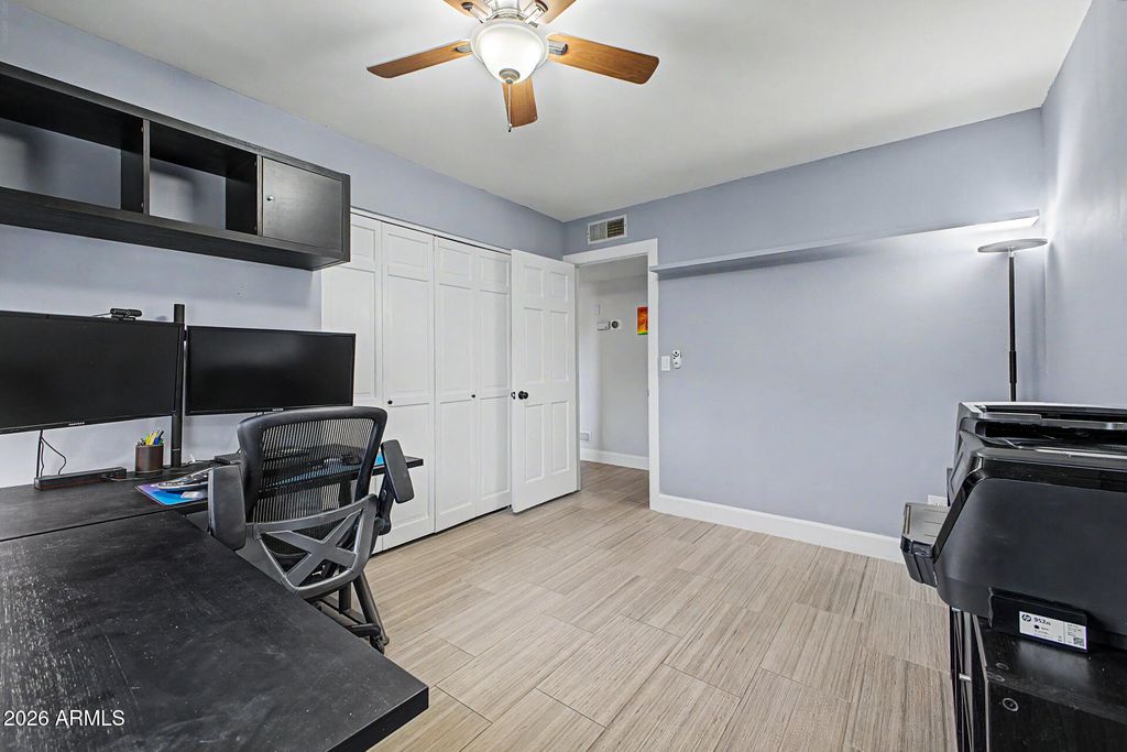 Image 14 of property listing at 6240 E NISBET Road, Scottsdale, AZ 85254