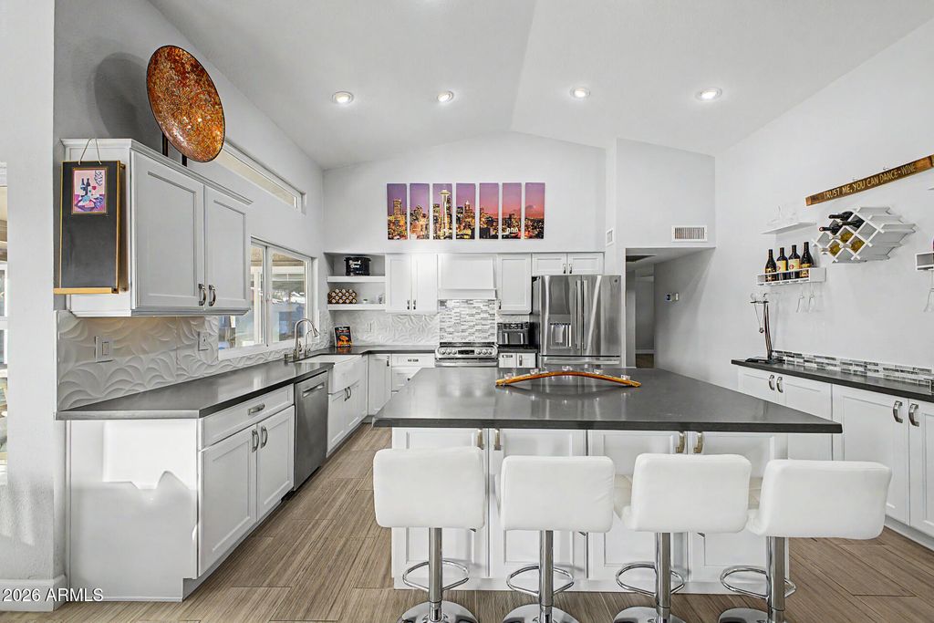 Image 7 of property listing at 6240 E NISBET Road, Scottsdale, AZ 85254