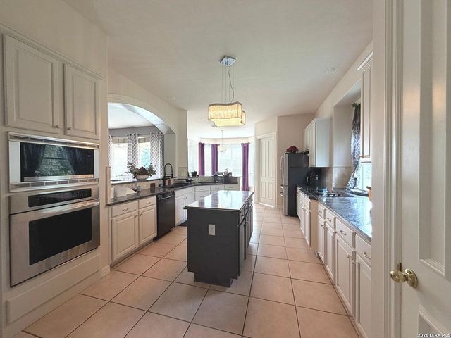 7537 Steeple, San Antonio, TX 78256