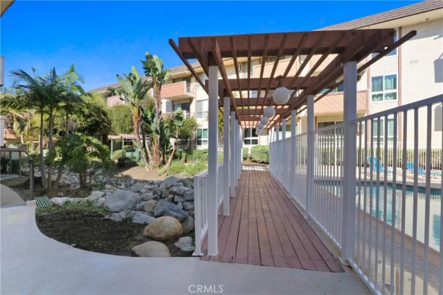 5585 E Pacific Coast Hwy 129, Long Beach, CA 90804