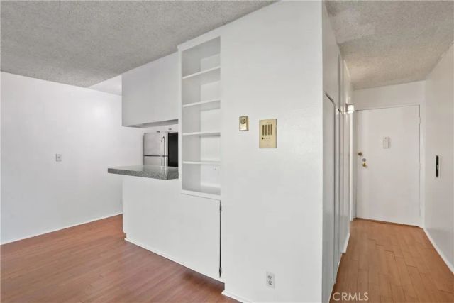 5585 E Pacific Coast Hwy 129, Long Beach, CA 90804