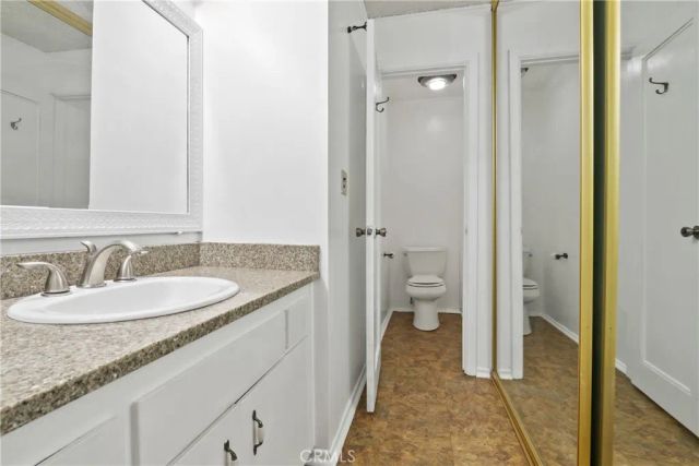 5585 E Pacific Coast Hwy 129, Long Beach, CA 90804