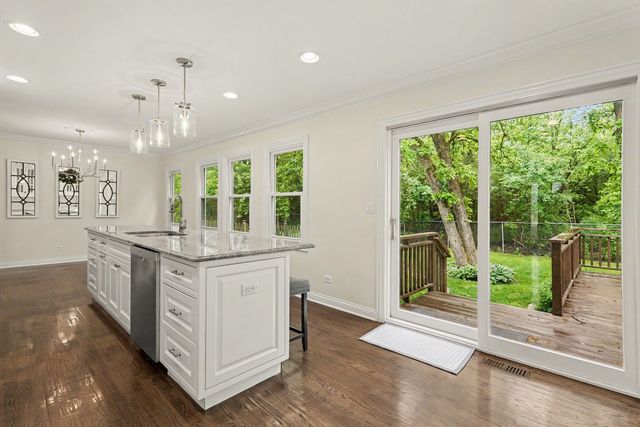 152 Lorraine Drive, Lake Zurich, IL 60047