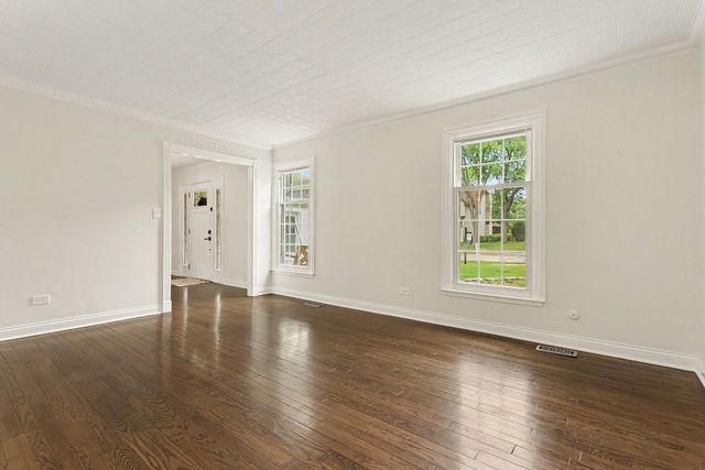 152 Lorraine Drive, Lake Zurich, IL 60047
