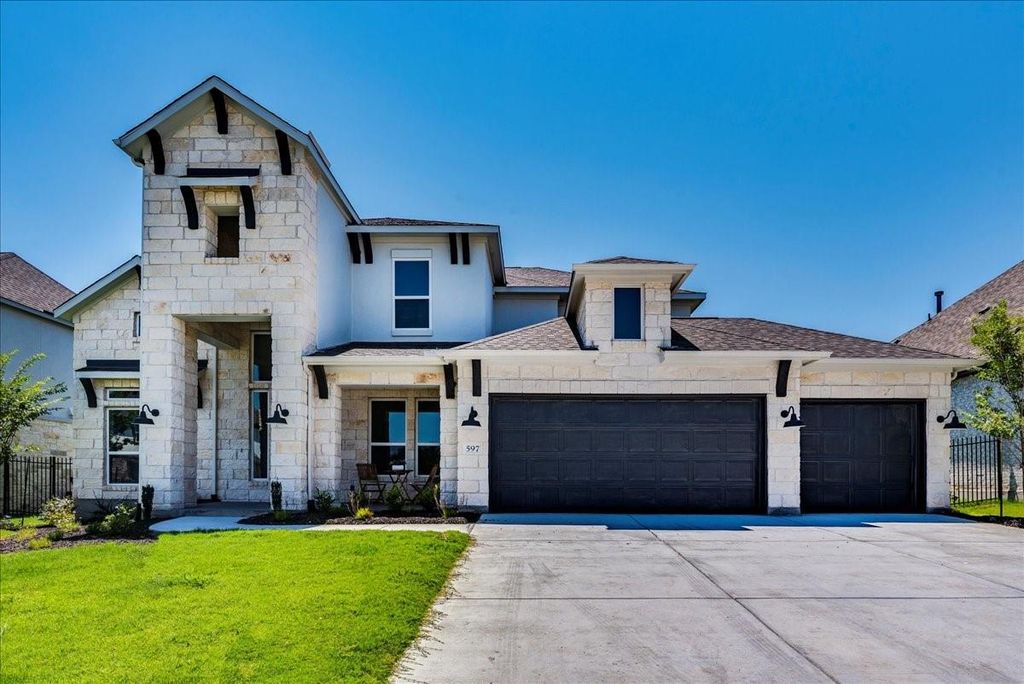 597 Pear Tree LN, Austin, TX 78737