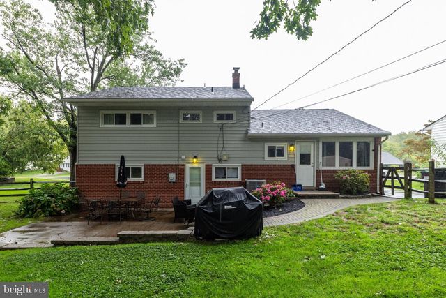 2104 ALLENDALE RD, Wilmington, DE 19803