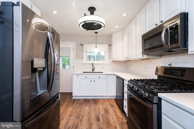 2104 ALLENDALE RD, Wilmington, DE 19803