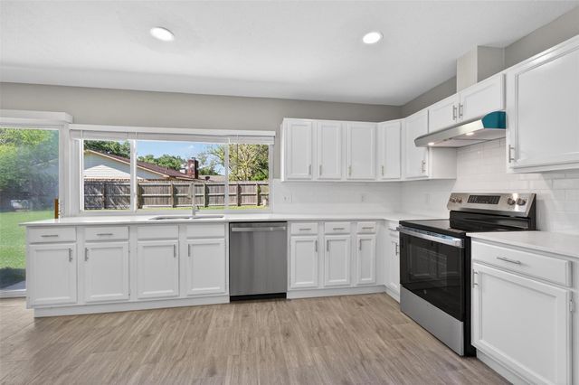 18007 Navajo Trail Drive, Spring, TX 77388