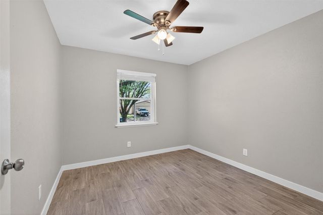 18007 Navajo Trail Drive, Spring, TX 77388