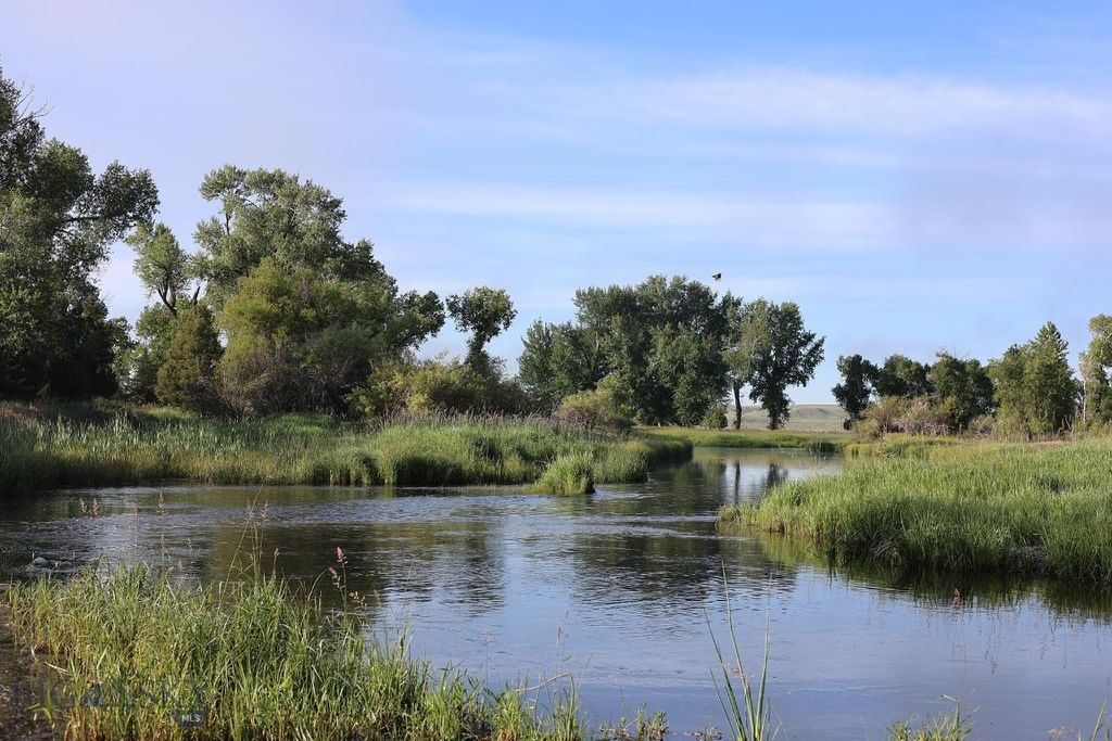 5211 Old Yellowstone Trail, Three Forks, MT 59752 photo 25