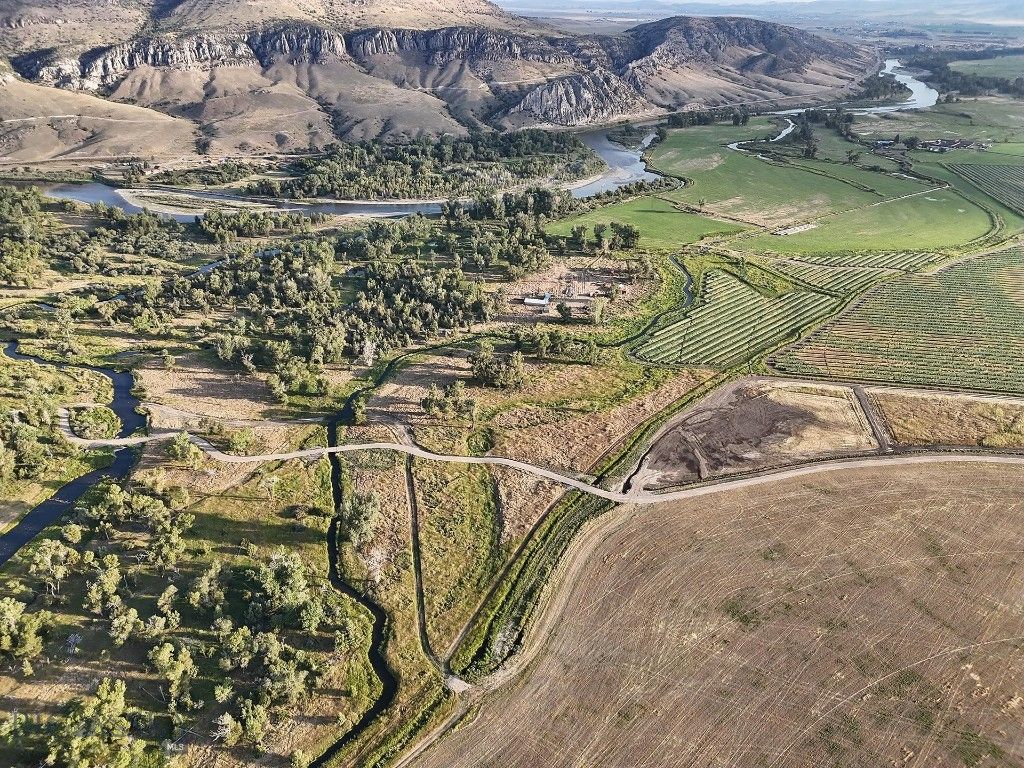 5211 Old Yellowstone Trail, Three Forks, MT 59752 photo 31