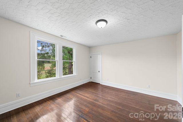 511 W Passaic Street, Peachland, NC 28133