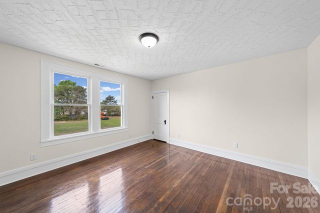 511 W Passaic Street, Peachland, NC 28133