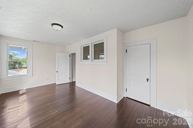 511 W Passaic Street, Peachland, NC 28133