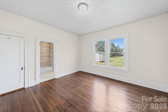 511 W Passaic Street, Peachland, NC 28133