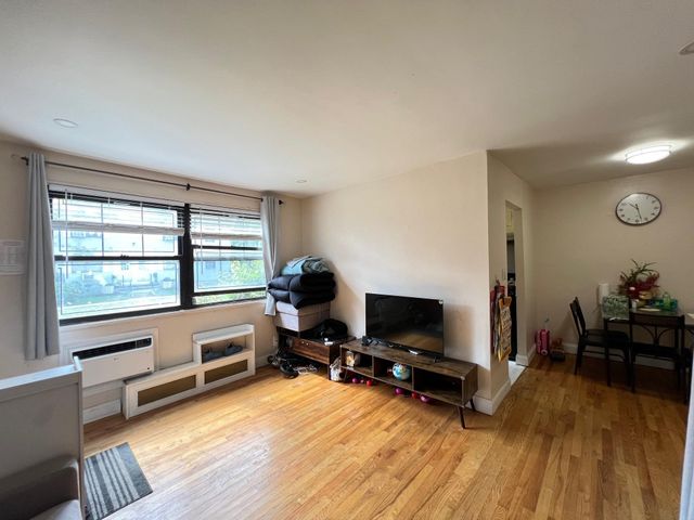 6915 136th Street A, Flushing, NY 11367