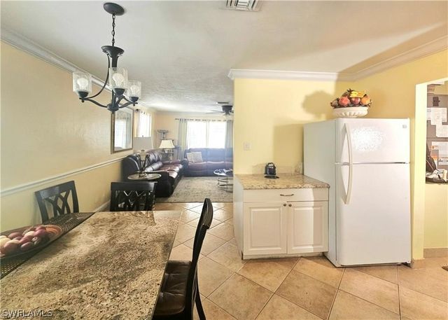12043 Sitterley ST, Naples, FL 34113