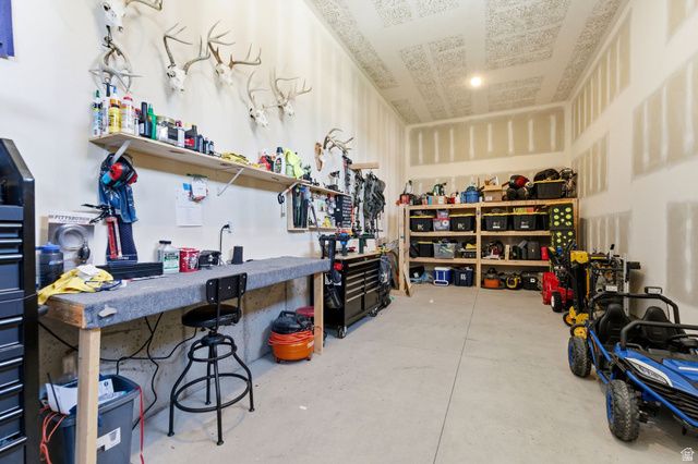5035 W 1000 N, West Point, UT 84015