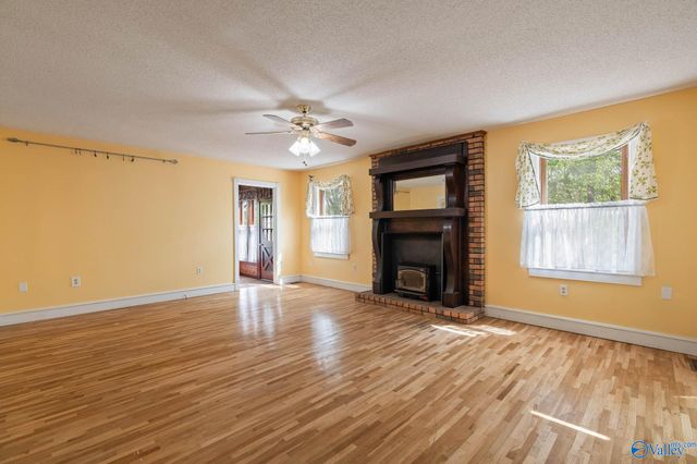 25602 Nick Davis Road, Athens, AL 35613