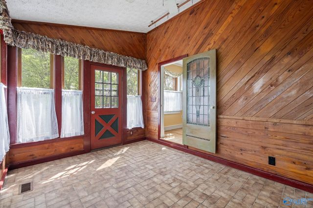 25602 Nick Davis Road, Athens, AL 35613